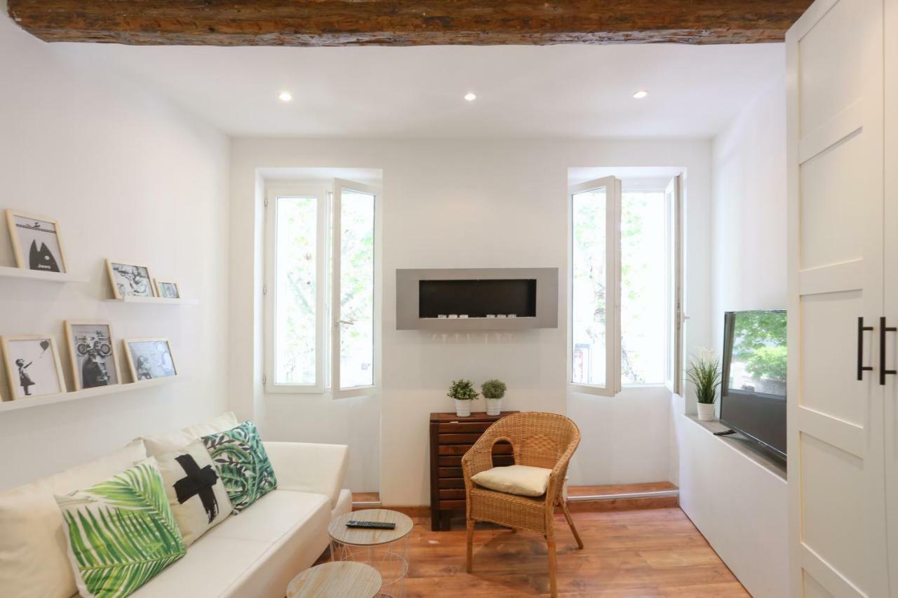 GregBnb-com - T2 Cosy et design - PARKING INCLUS - WiFi - 15min Gare Toulon Exterior foto