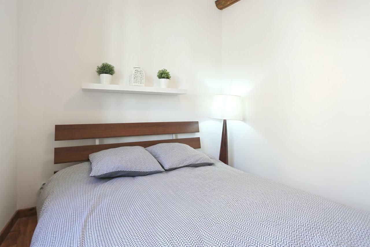 GregBnb-com - T2 Cosy et design - PARKING INCLUS - WiFi - 15min Gare Toulon Exterior foto