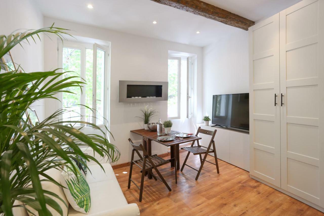 GregBnb-com - T2 Cosy et design - PARKING INCLUS - WiFi - 15min Gare Toulon Exterior foto