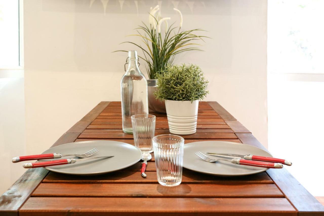 GregBnb-com - T2 Cosy et design - PARKING INCLUS - WiFi - 15min Gare Toulon Exterior foto